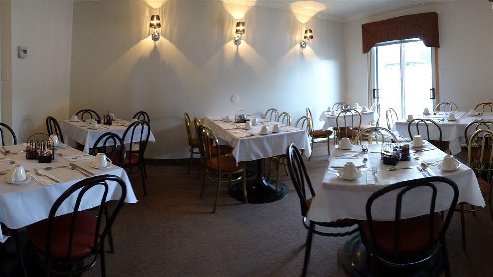 Hotel Le Floral Sherbrooke Exterior photo
