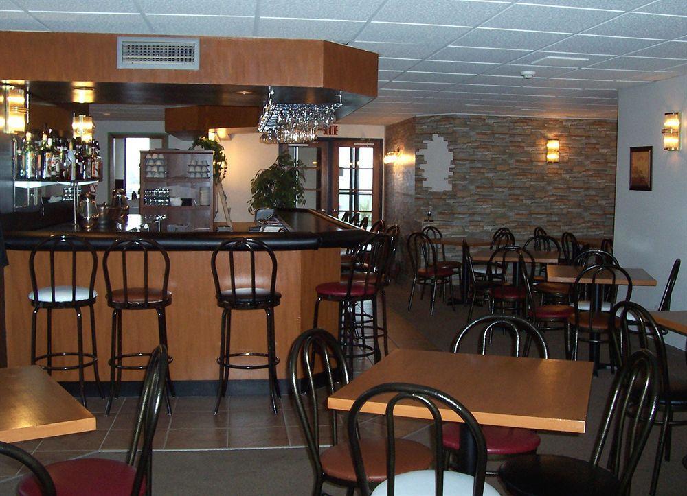 Hotel Le Floral Sherbrooke Exterior photo